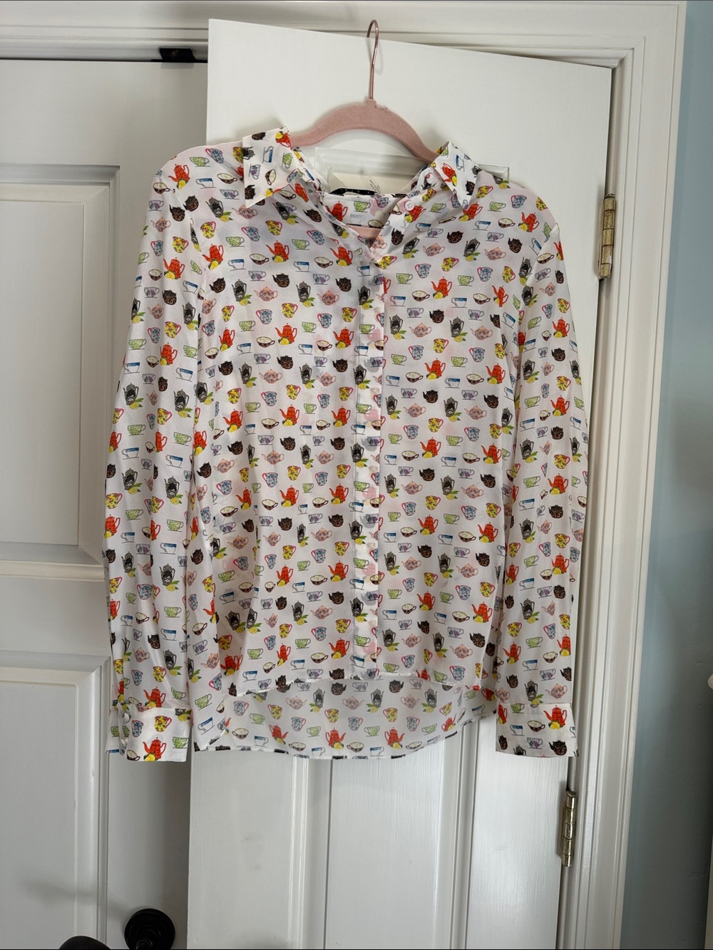 Alice + Olivia White Button-Down Blouse with Multicolor Cup & Floral Print